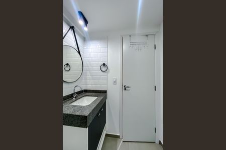 Studio à venda com 27m², 1 quarto e sem vaga Studio à venda com 27m², 1 quarto e sem vagaBanheiro
