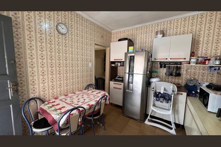 Casa à venda com 2 quartos, 200m² em Vila Cordeiro, São Paulo