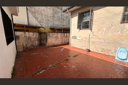 Casa à venda com 2 quartos, 200m² em Vila Cordeiro, São Paulo