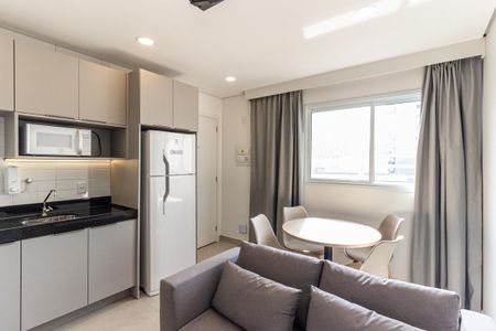 Sala de apartamento para alugar com 1 quarto, 28m² em República, São Paulo