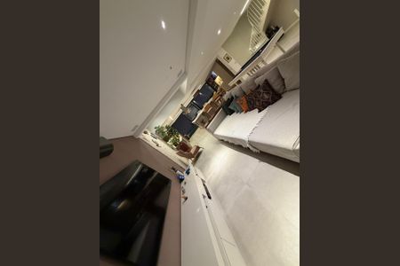 Sala de casa de condomínio à venda com 3 quartos, 213m² em Santana, São Paulo