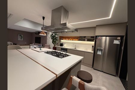 Casa de condomínio à venda com 213m², 3 quartos e 2 vagas Casa de condomínio à venda com 213m², 3 quartos e 2 vagasCozinha