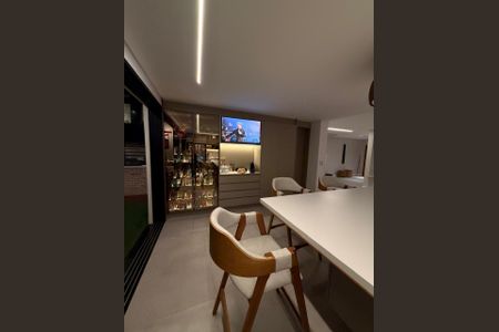 Casa de condomínio à venda com 213m², 3 quartos e 2 vagas Casa de condomínio à venda com 213m², 3 quartos e 2 vagasCozinha
