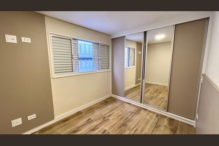 Quarto Suíte de casa para alugar com 2 quartos, 100m² em Parque Continental I, Guarulhos