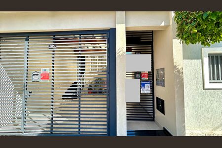 Casa para alugar com 100m², 2 quartos e sem vagaPlaca instalada na fachada do imóvel 