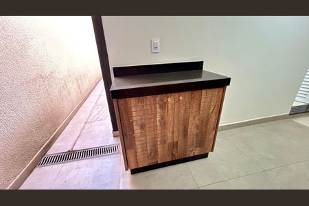Casa para alugar com 100m², 2 quartos e sem vagaÁrea de Serviço