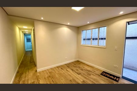Sala de casa para alugar com 2 quartos, 100m² em Parque Continental I, Guarulhos
