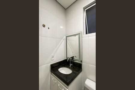Banheiro  de apartamento à venda com 1 quarto, 38m² em Vila Granada, São Paulo
