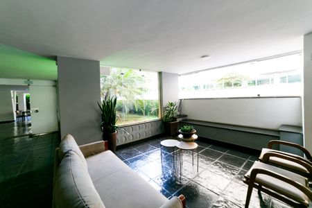 Apartamento para alugar com 70m², 2 quartos e 1 vagaHall de entrada