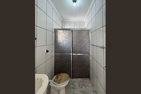 Casa para alugar com 195m², 3 quartos e 2 vagasBanheiro - Suíte 1