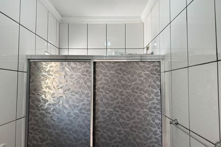 Casa para alugar com 195m², 3 quartos e 2 vagasBanheiro - Suíte 1