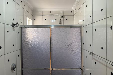Casa para alugar com 195m², 3 quartos e 2 vagasBanheiro Social