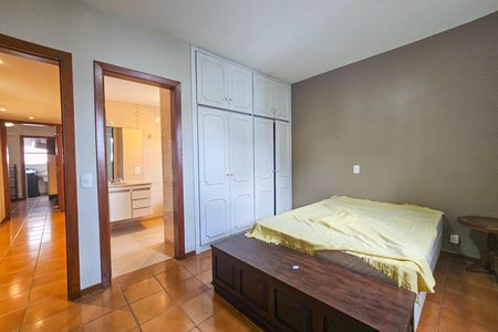 Apartamento para alugar com 117m², 3 quartos e 1 vaga