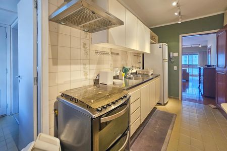 Apartamento para alugar com 117m², 3 quartos e 1 vaga