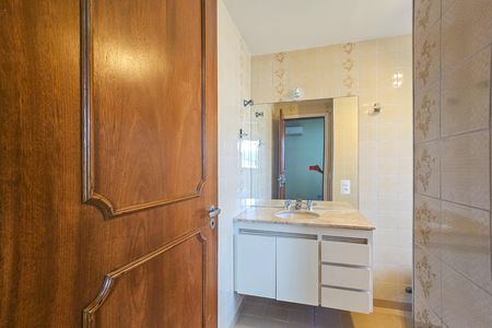 Apartamento para alugar com 117m², 3 quartos e 1 vaga