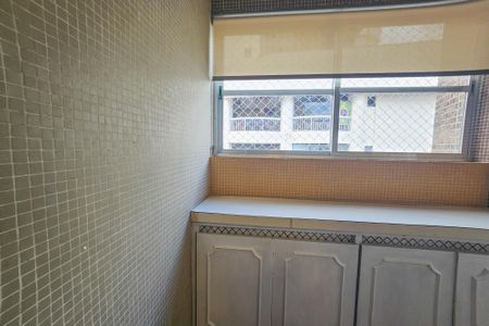 Apartamento para alugar com 117m², 3 quartos e 1 vaga