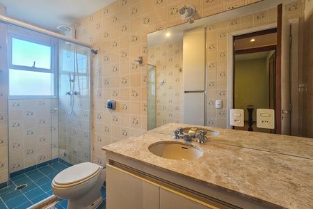 Apartamento para alugar com 117m², 3 quartos e 1 vaga