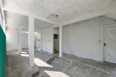 Casa para alugar com 130m², 2 quartos e 1 vagaQuintal
