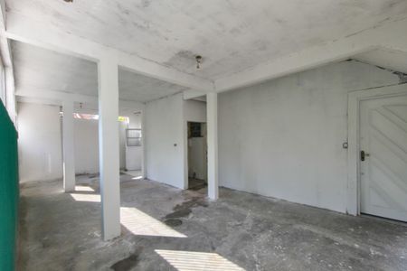 Casa para alugar com 130m², 2 quartos e 1 vagaQuintal