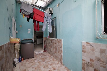 Casa para alugar com 52m², 2 quartos e sem vagaÁrea de Serviço