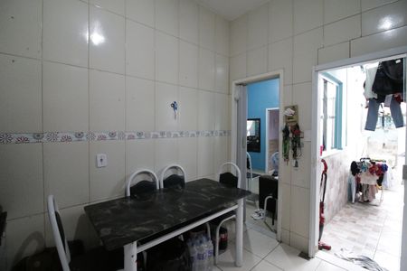 Casa para alugar com 52m², 2 quartos e sem vagaCozinha