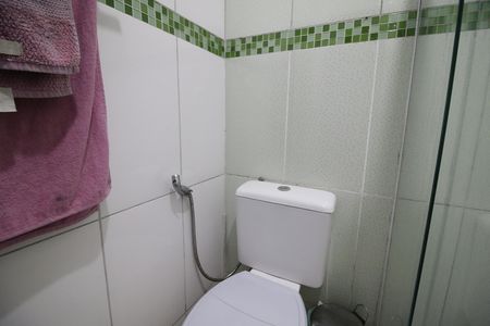 Casa para alugar com 52m², 2 quartos e sem vagaBanheiro