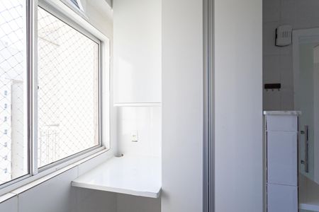 Apartamento para alugar com 57m², 2 quartos e 1 vagaCozinha e Área de Serviço