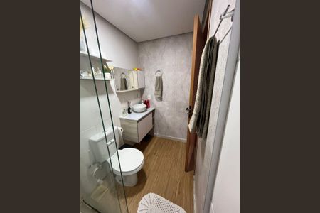 Banheiro de apartamento à venda com 2 quartos, 47m² em Santo Afonso, Novo Hamburgo