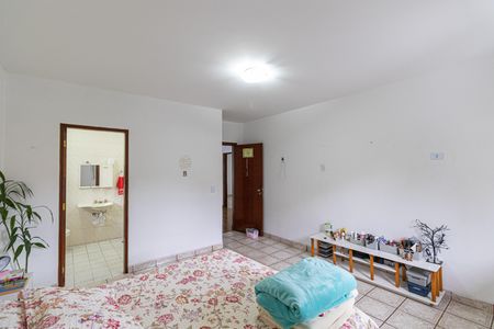 Casa para alugar com 560m², 5 quartos e 8 vagasSuíte 2
