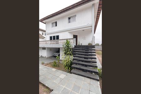 Casa para alugar com 560m², 5 quartos e 8 vagasFachada Interna 