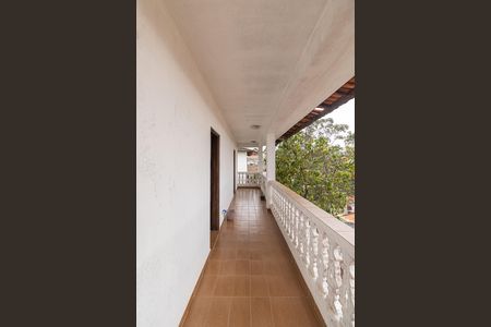 Casa para alugar com 560m², 5 quartos e 8 vagasVaranda Quarto 2