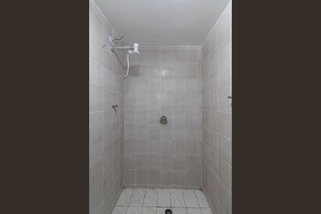 Casa para alugar com 560m², 5 quartos e 8 vagasBanheiro de Serviço 
