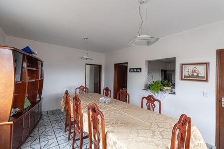 Casa para alugar com 560m², 5 quartos e 8 vagasSala de Jantar 
