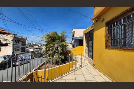 Casa à venda com 96m², 3 quartos e 1 vaga Casa à venda com 96m², 3 quartos e 1 vagaArea externa