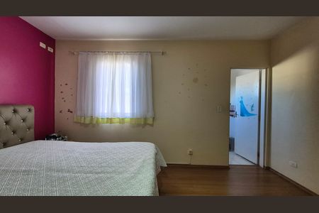 Casa à venda com 96m², 3 quartos e 1 vaga Casa à venda com 96m², 3 quartos e 1 vagaSuíte