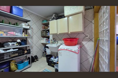Casa à venda com 96m², 3 quartos e 1 vaga Casa à venda com 96m², 3 quartos e 1 vagaArea de serviço