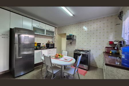 Casa à venda com 96m², 3 quartos e 1 vaga Casa à venda com 96m², 3 quartos e 1 vagaCozinha