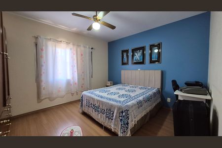 Casa à venda com 96m², 3 quartos e 1 vaga Casa à venda com 96m², 3 quartos e 1 vagaQuarto