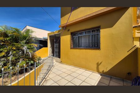 Casa à venda com 96m², 3 quartos e 1 vaga Casa à venda com 96m², 3 quartos e 1 vagaArea externa