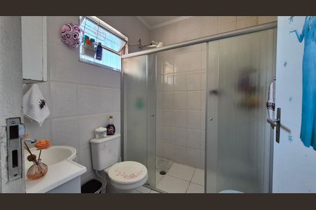 Casa à venda com 96m², 3 quartos e 1 vaga Casa à venda com 96m², 3 quartos e 1 vagaBanheiro da suíte