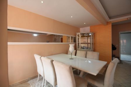 Sala de casa para alugar com 3 quartos, 180m² em Jacarepaguá, Rio de Janeiro