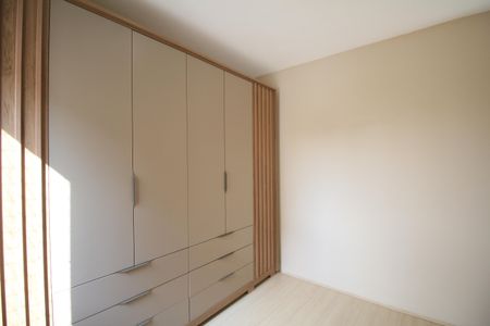 Quarto 1 de apartamento para alugar com 2 quartos, 41m² em Vila Plana, São Paulo