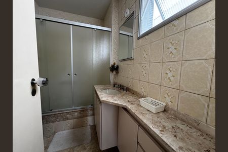Apartamento à venda com 117m², 3 quartos e 2 vagas Apartamento à venda com 117m², 3 quartos e 2 vagasBanheiro Quarto 3