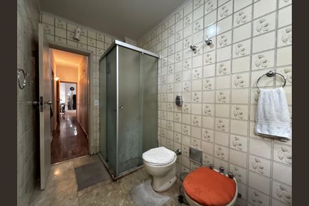 Apartamento à venda com 117m², 3 quartos e 2 vagas Apartamento à venda com 117m², 3 quartos e 2 vagasBanheiro 1