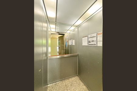 Apartamento para alugar com 63m², 2 quartos e 1 vagaElevador