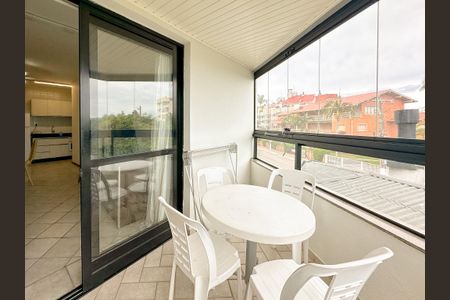 Apartamento para alugar com 63m², 2 quartos e 1 vagaVaranda