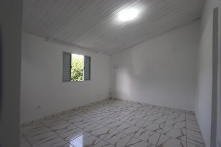 Casa para alugar com 70m², 2 quartos e 1 vagaSuíte