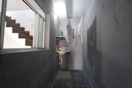 Casa para alugar com 70m², 2 quartos e 1 vagaÁrea de Serviço