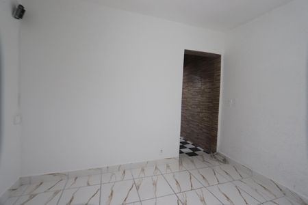 Casa para alugar com 70m², 2 quartos e 1 vagaSala