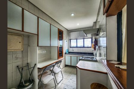 Apartamento para alugar com 72m², 2 quartos e sem vagaCozinha